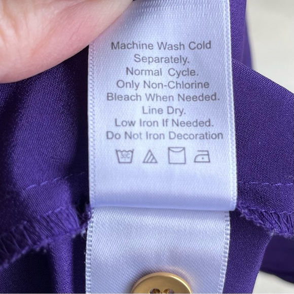 •Coldwater Creek• Lightweight Purple Tab Sleeve Blouse - Size Small - Picture 9 of 10